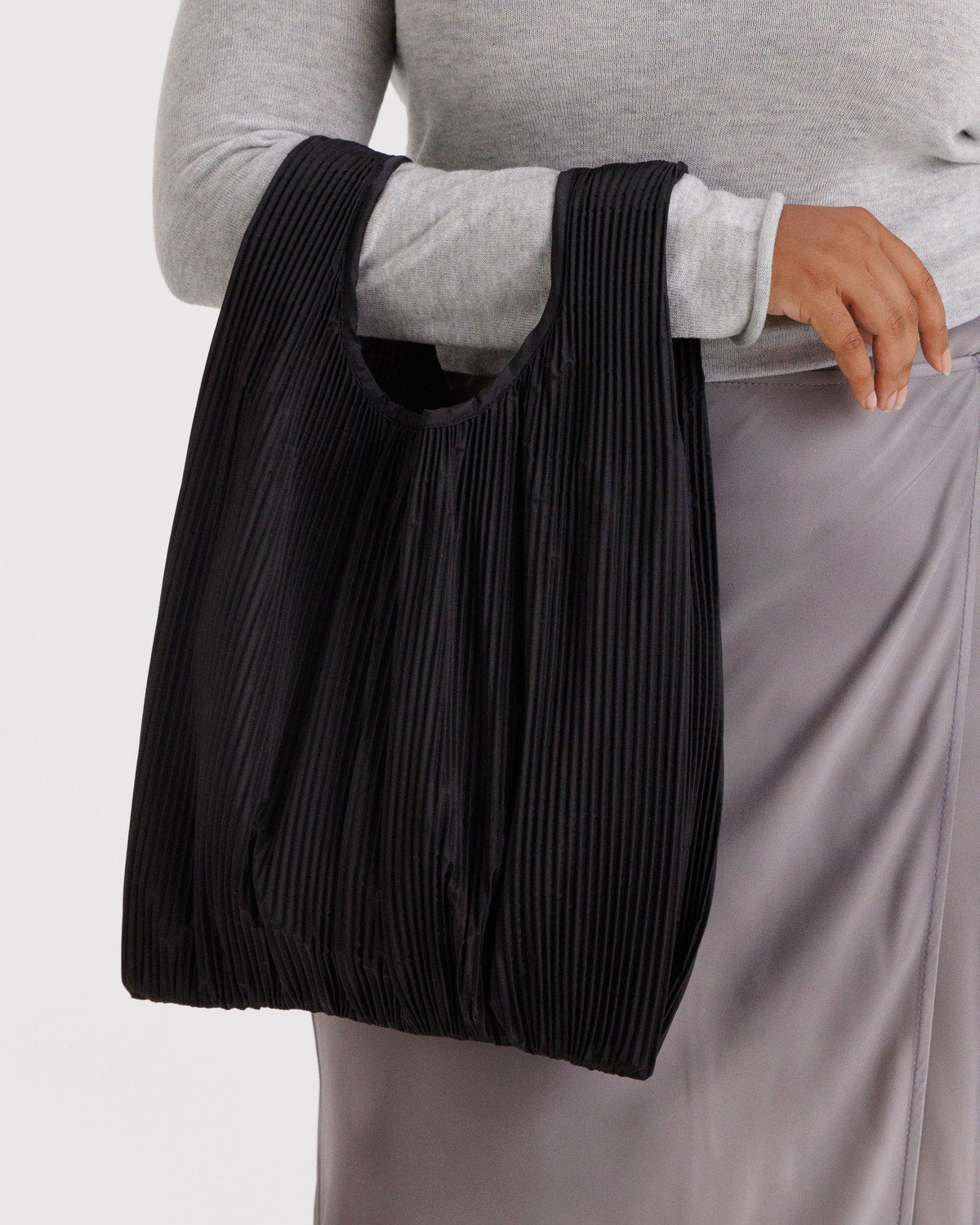 Pleated Baggu Black