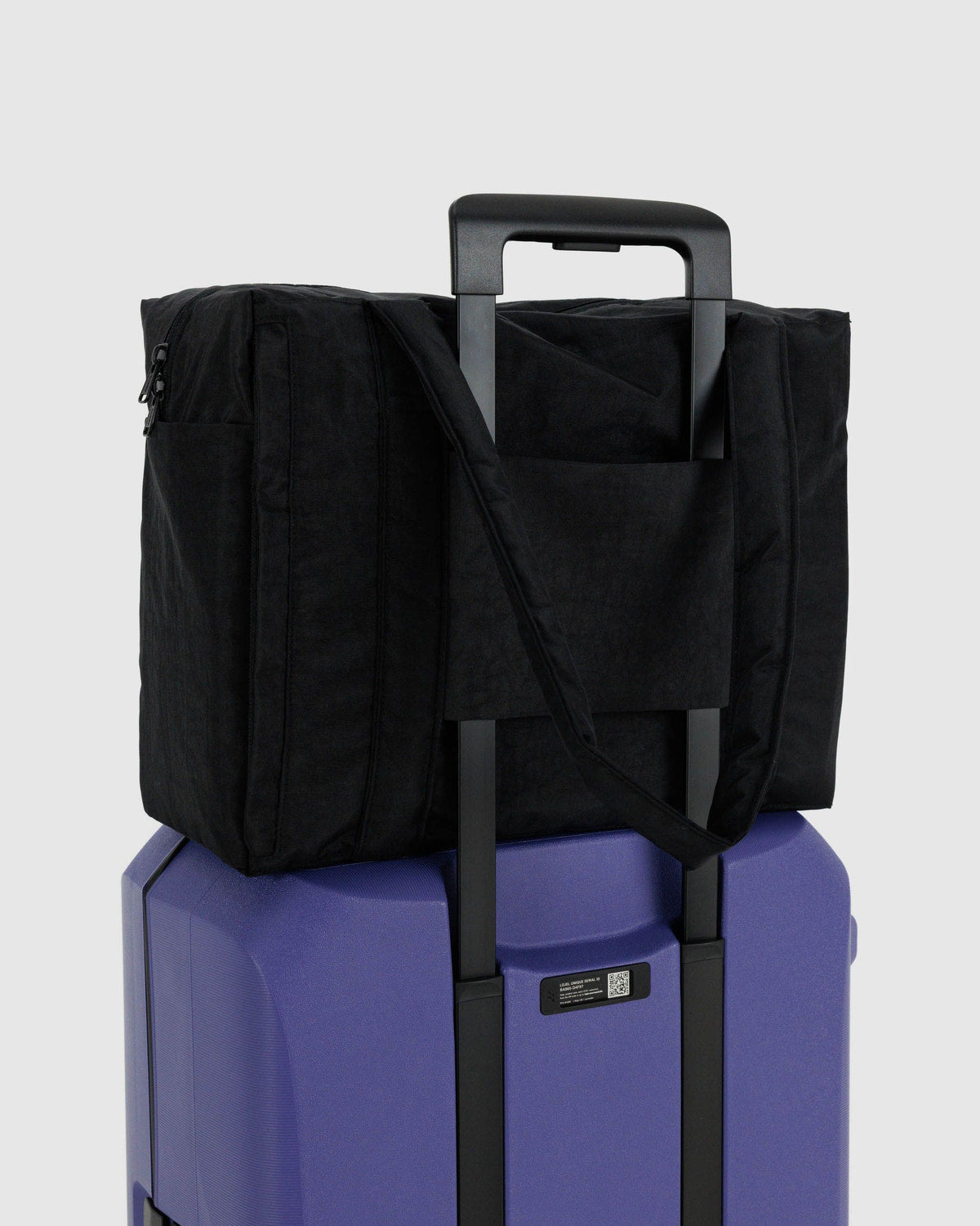Small Cloud Carry-On Black